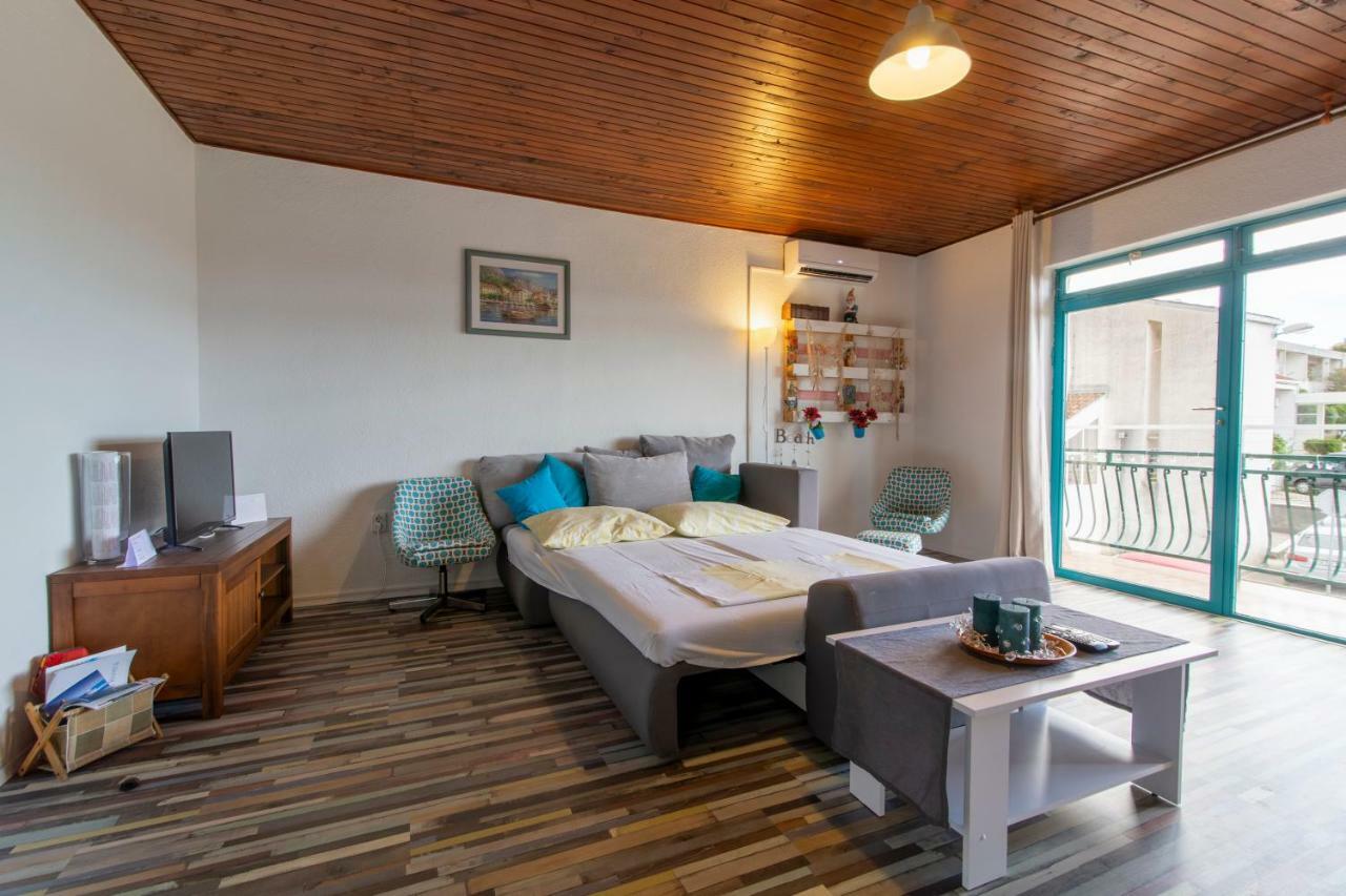 Apartment Anita Baška Voda Dış mekan fotoğraf